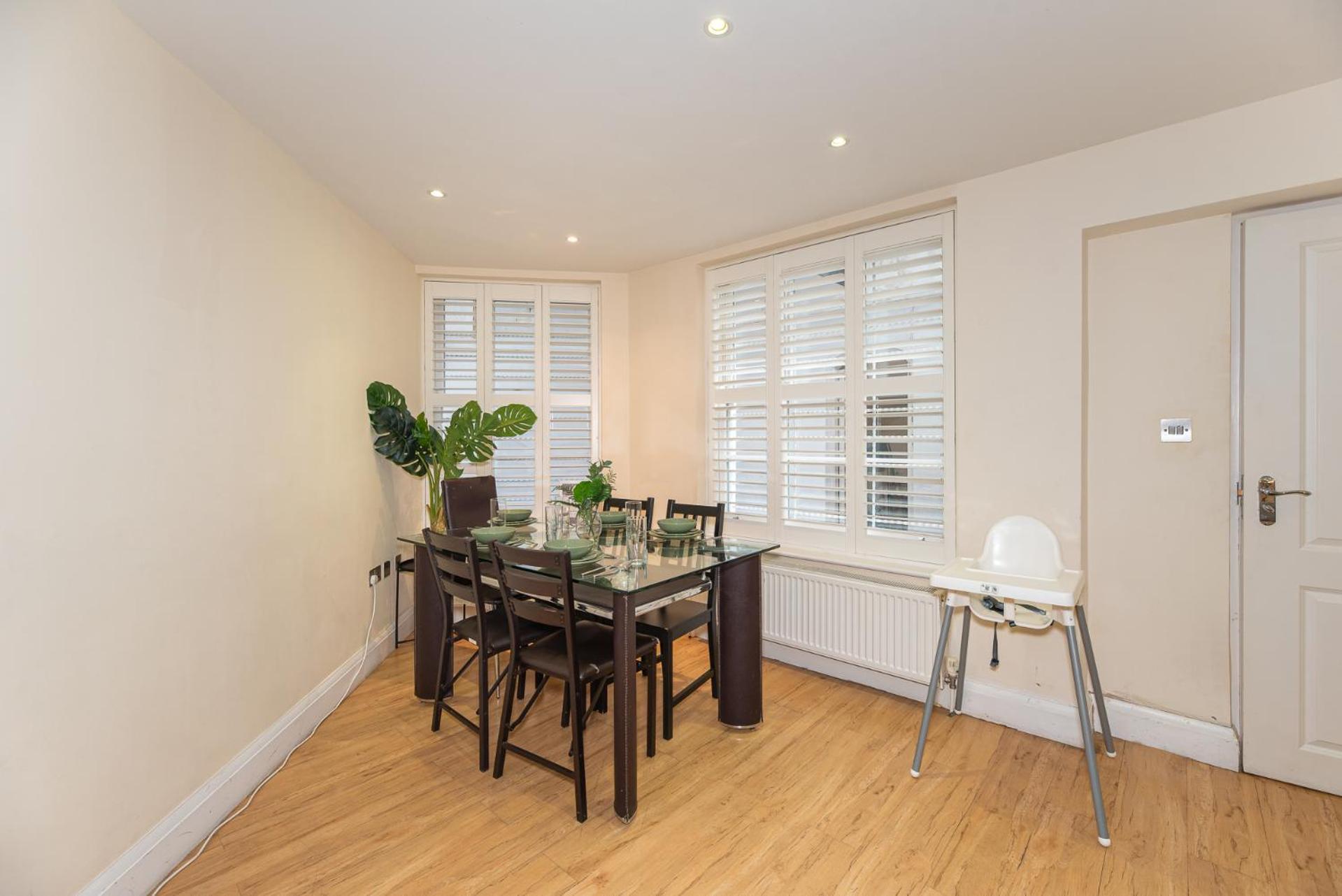 3 Bedroom Apartment With Private Terrace In Pimlico, Westminster, Victoria Londres Extérieur photo