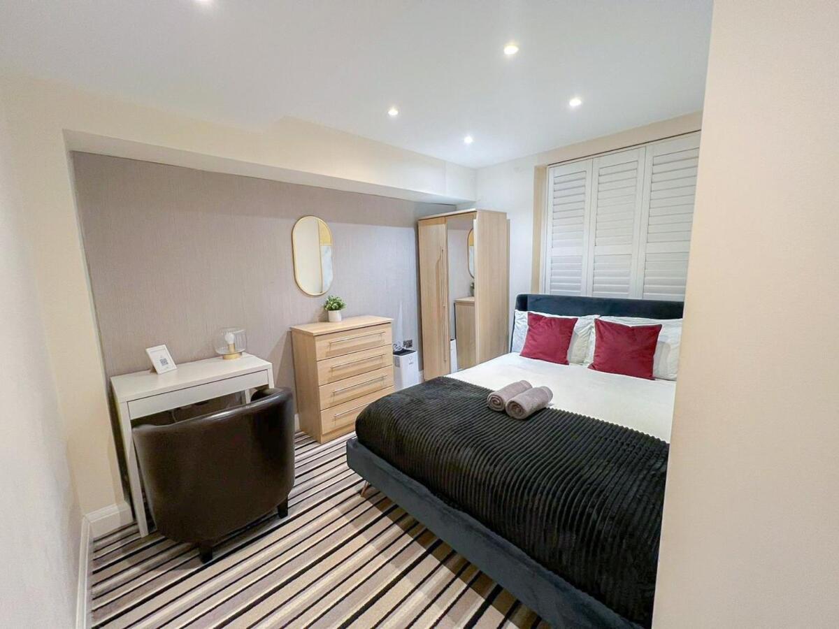 3 Bedroom Apartment With Private Terrace In Pimlico, Westminster, Victoria Londres Extérieur photo