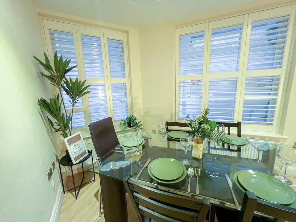3 Bedroom Apartment With Private Terrace In Pimlico, Westminster, Victoria Londres Extérieur photo