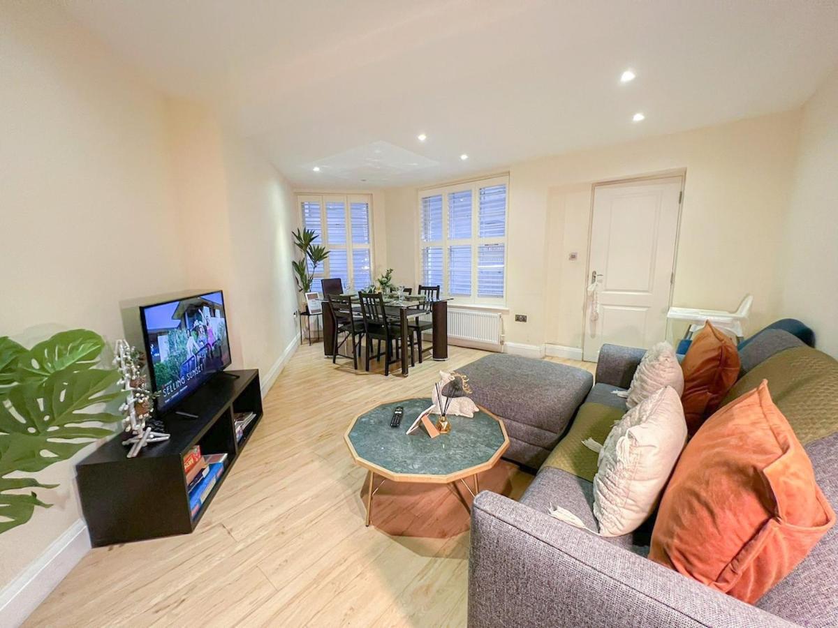 3 Bedroom Apartment With Private Terrace In Pimlico, Westminster, Victoria Londres Extérieur photo